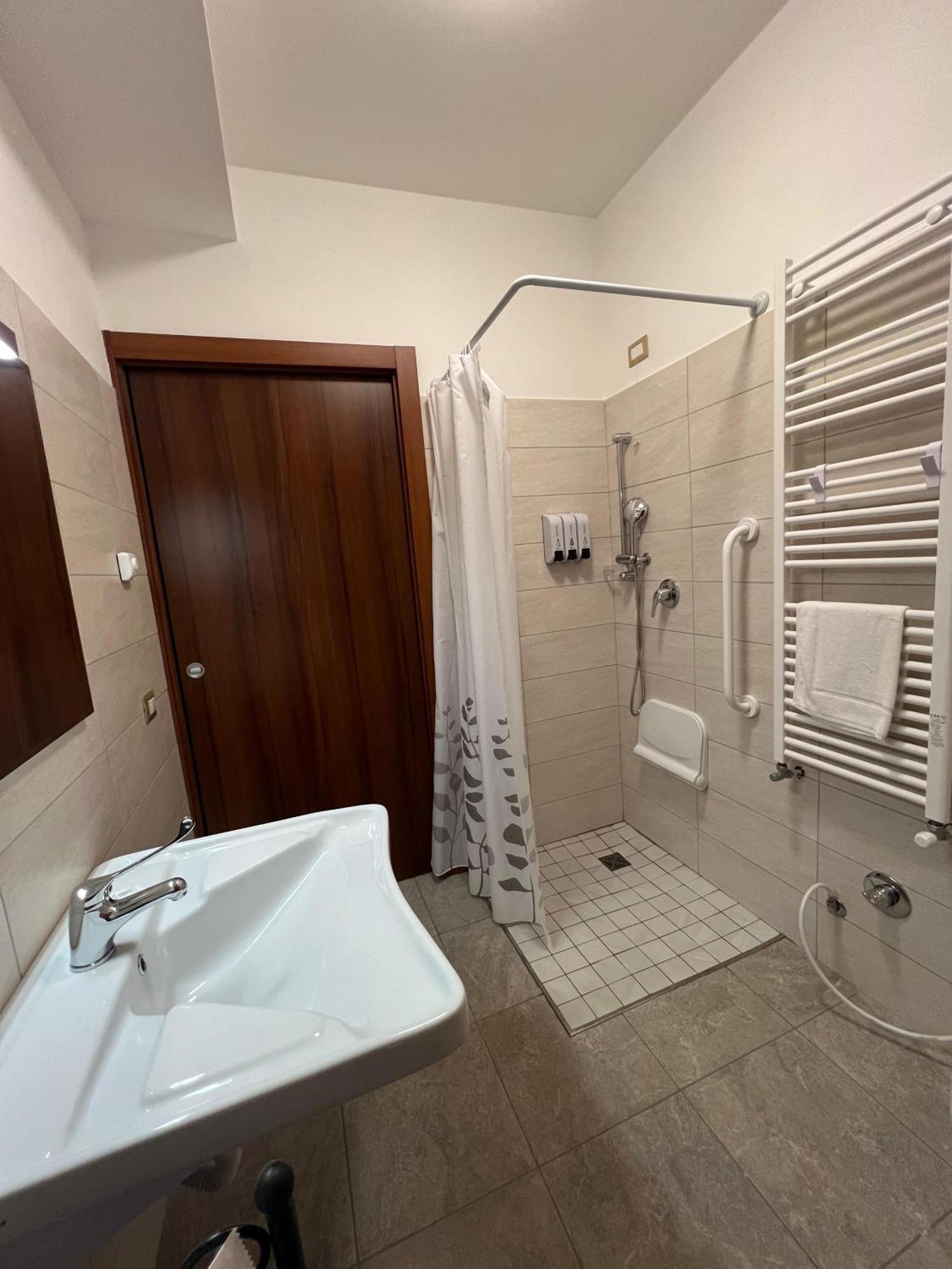 Sigis Hotel Fiumicino Eksteriør bilde